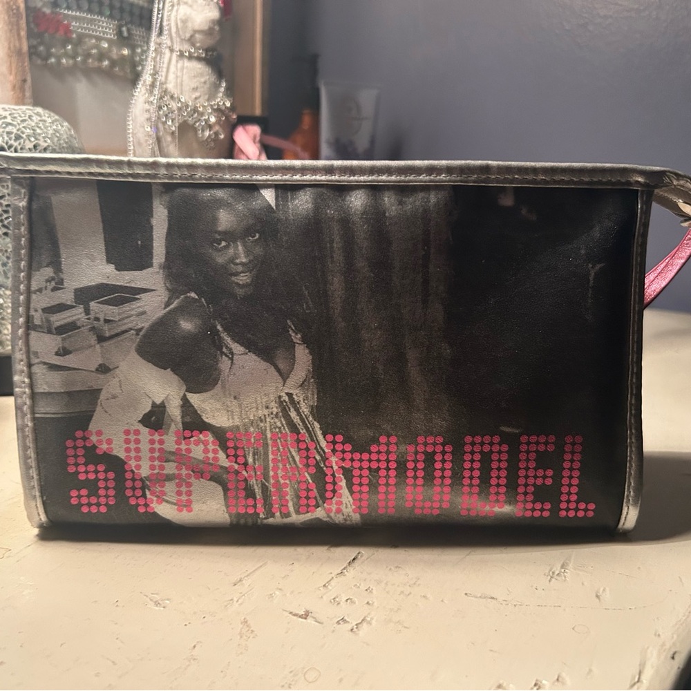 VS cosmetic bag